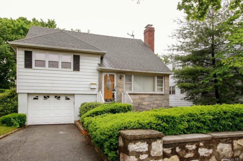 Ewart St, Scarsdale