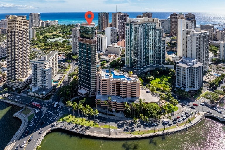 Waikiki Landmark #2506